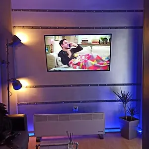 https://apt-ano-poli-thessaloniki.hotelschalkidiki.net