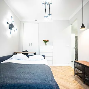 https://apartament-w-centrum-warszawy-warsaw.warsawhotelspoland.com