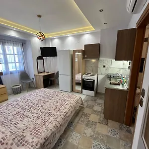 https://ano-poli-studios.hotels-of-thessaloniki.com